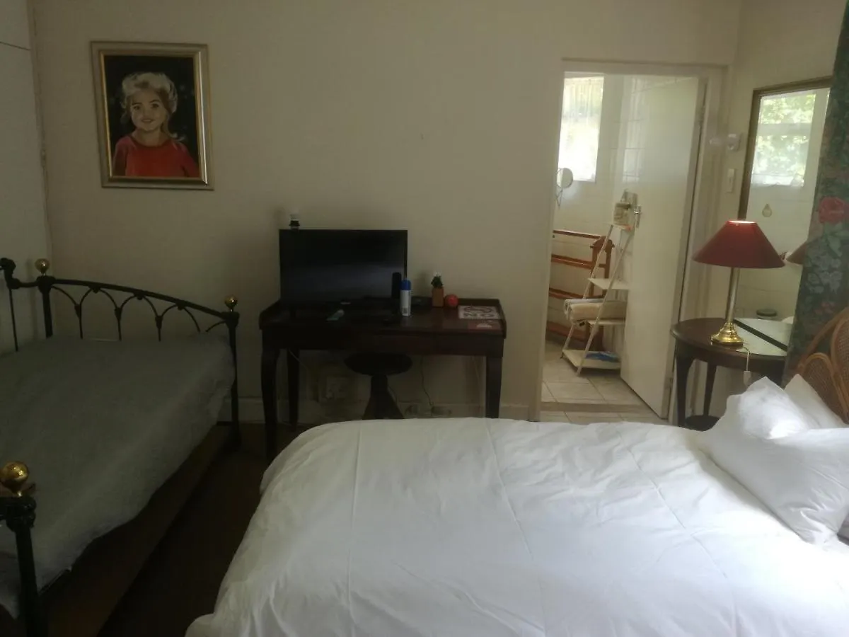 Bed & Breakfast Valley Guest House Port Elizabeth
