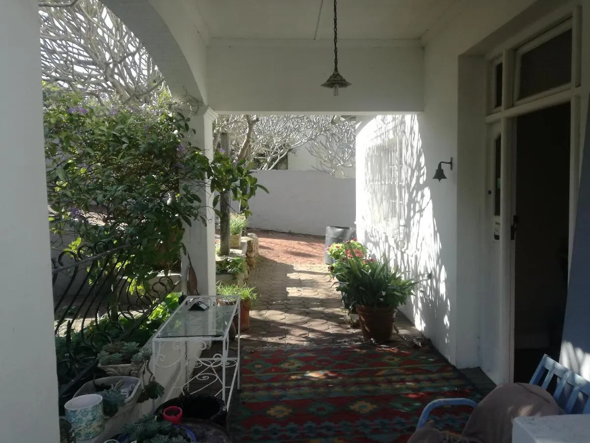 Valley Guest House Port Elizabeth Bed & Breakfast