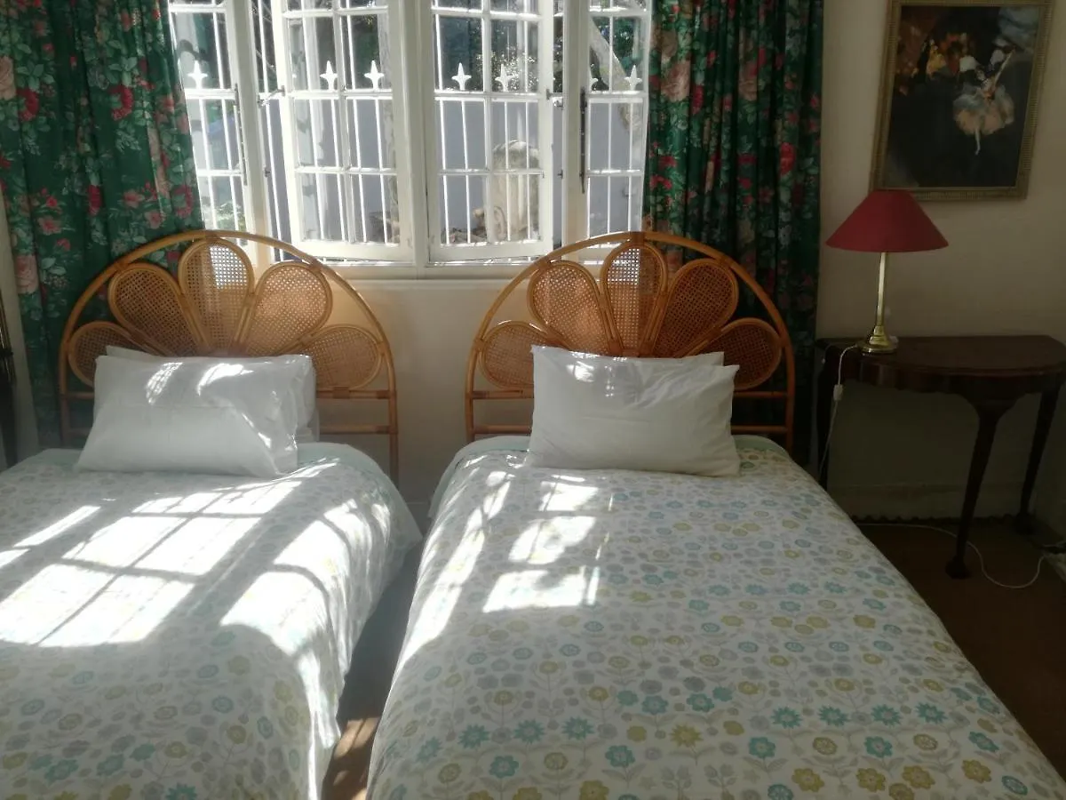 Valley Guest House Port Elizabeth Bed & Breakfast
