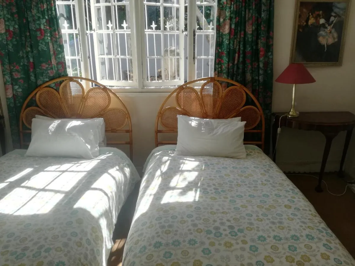 Bed & Breakfast Valley Guest House Port Elizabeth